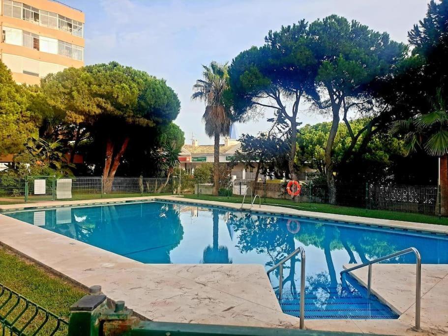Precioso Estudio Con Piscina A 200M Del Mar 마르베야 외부 사진